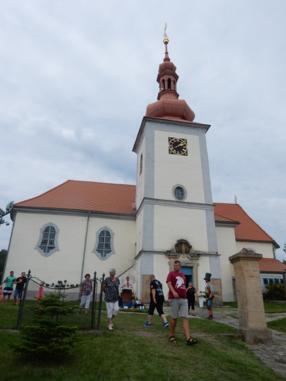 Pouťový jarmark, Mše svatá