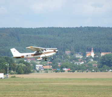 Aeroklub Hořice-Den otevřeného letiště 10.9.2016