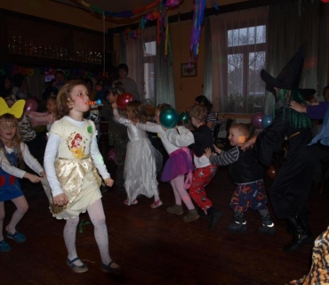 Dětský maškarní karneval 17.2.2013