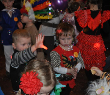 Dětský maškarní karneval 17.2.2013