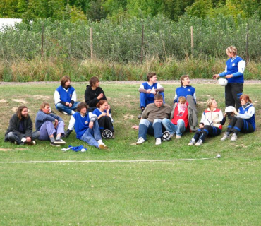 Hasičské ,,sranda,, závody na hřišti u vagonu 20. 9. 2008