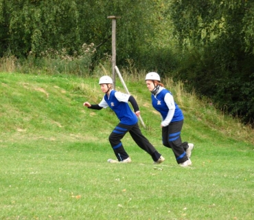 Hasičské ,,sranda,, závody na hřišti u vagonu 20. 9. 2008