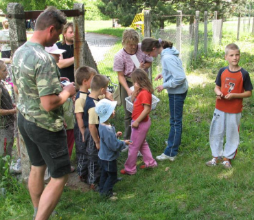 Dětský den za školou v Chodovicíh 1. 6. 2006