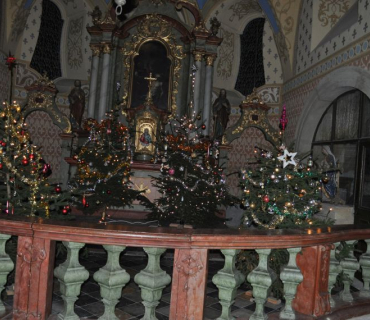 Rozsvěcení vánočního stromečku u kostela sv. Bartoloměje v Chodovicích 1.12.2019