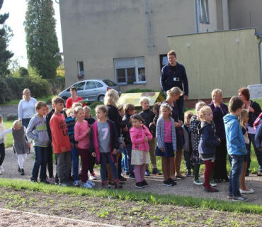 Rekonstrukce hřiště za školou 8.7.2017