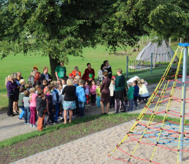 Rekonstrukce hřiště za školou 8.7.2017