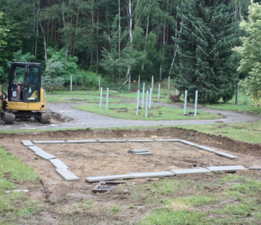 Rekonstrukce hřiště za školou 8.7.2017