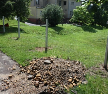 Rekonstrukce hřiště za školou 8.7.2017